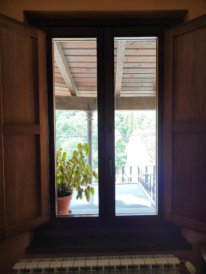 Hotel Dona Gaudiosa Pola de Lena Bagian luar foto